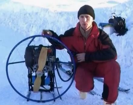 Sergei Khvalin : Ski à moteur