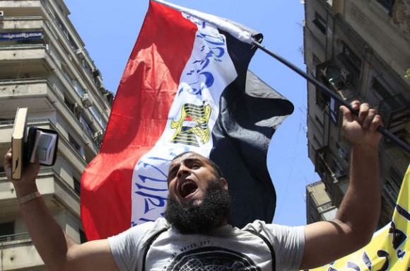 Egypte : Manifestation salafiste devant l'ambassade de Tunisie à Zamalek