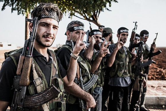 Des commandos d'hommes de l'ASL triés sur le volet auraient franchi la frontière syrienne le 17 août -Reuters