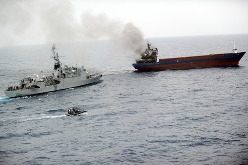 La marine française intercepte 20 tonnes de cannabis