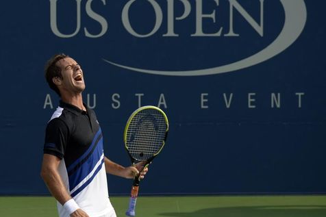 Richard Gasquet lors de son match face au Russe Dmitry Tursunov, lors du tournoi sur dur de l'US Open, le 31 août 2013 à New York. (Photo Timothy Clary. AFP)