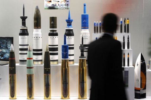 munitions de réservoir à la Défense et de la Sécurité Équipement juste d'armes international au centre ExCeL dans l'est de Londres, le 10 Septembre 2013.