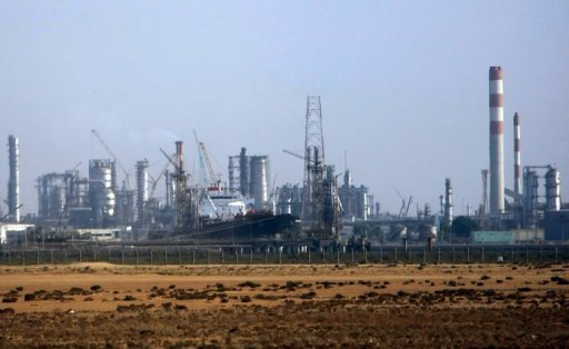 Une usine pétrochimique saoudienne dans la ville de la mer Rouge de Djeddah, le 12 Novembre 2007.