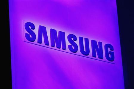 Le logo de l'entreprise est affiché lors de la conférence de nouvelles Samsung au Consumer Electronics Show (CES) de Las Vegas