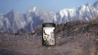 Quechua lance son smartphone tout-terrain