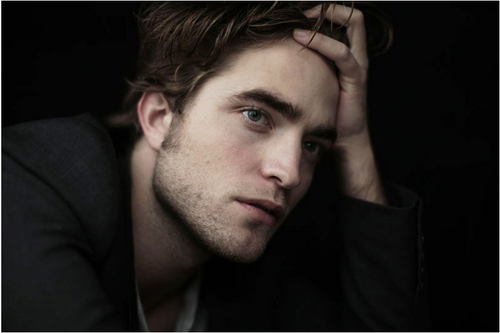Robert-Pattinson veut profiter de sa vie de célibataire