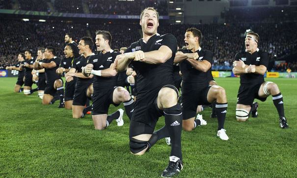 Les joueurs de la Coupe du Monde de rugby 2015 offrent une belle image au Top 14