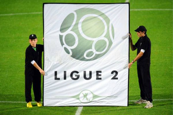 La Ligue 2 de football se prépare à retrouver les terrains pour la saison 2016-2017
