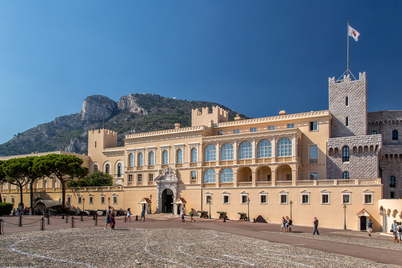 Un an dans les secrets du palais princier de Monaco : Voir le nouveau reportage de Zone Interdite