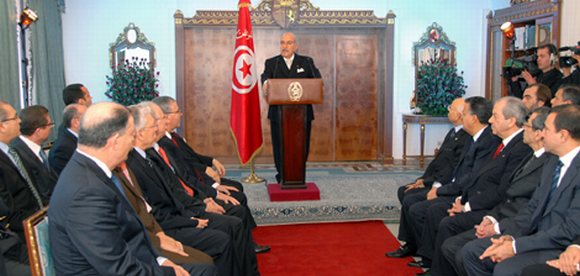 Fouad Mebazaâ : Président par intérim de la Tunisie