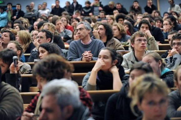 France : L'Assemblée adopte l'anglais à l'université