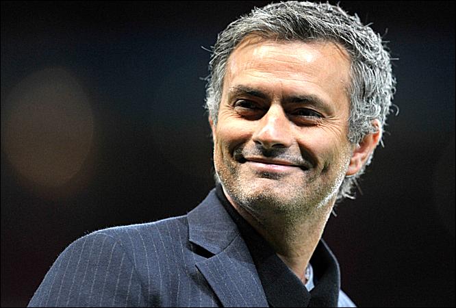 Mourinho signe officiellement à Chelsea