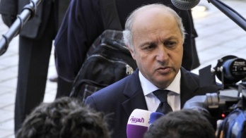 Le ministre français des Affaires étrangères Laurent Fabius affirme que les allégations sont «totalement inacceptables»