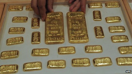 Les taxes sur l'importation de l'or ont augmenté dans un effort pour freiner la demande intérieure et la contrebande d'or