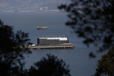 Google lève le mystère sur sa barge flottante à San Francisco