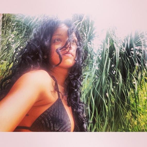 Rihanna poste sur son compte instagram ses nouvelles photos au Brésil