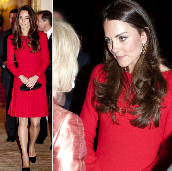 Kate Middleton reporte sa robe rouge