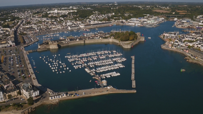 Des Racines et des Ailes Terres de légendes à voir sur France 3 : Replay vidéo du Finistère à l'Irlande