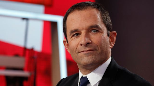 Voir L'émission politique sur France 2 en direct : Replay vidéo débat avec Benoit Hamon