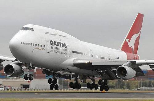 Avion Qantas