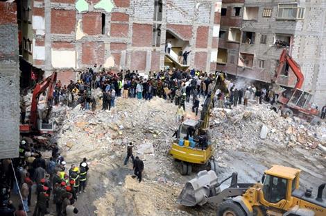 Effondrement d'un immeuble en Alexandrie (Égypte)