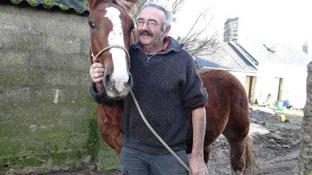 Vidéos de l'Amour est dans le pré, voir le 15e épisode du divertissement de M6