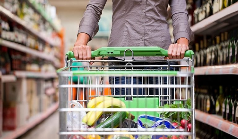 Economiser sur ses courses : 5 techniques à utiliser dès maintenant